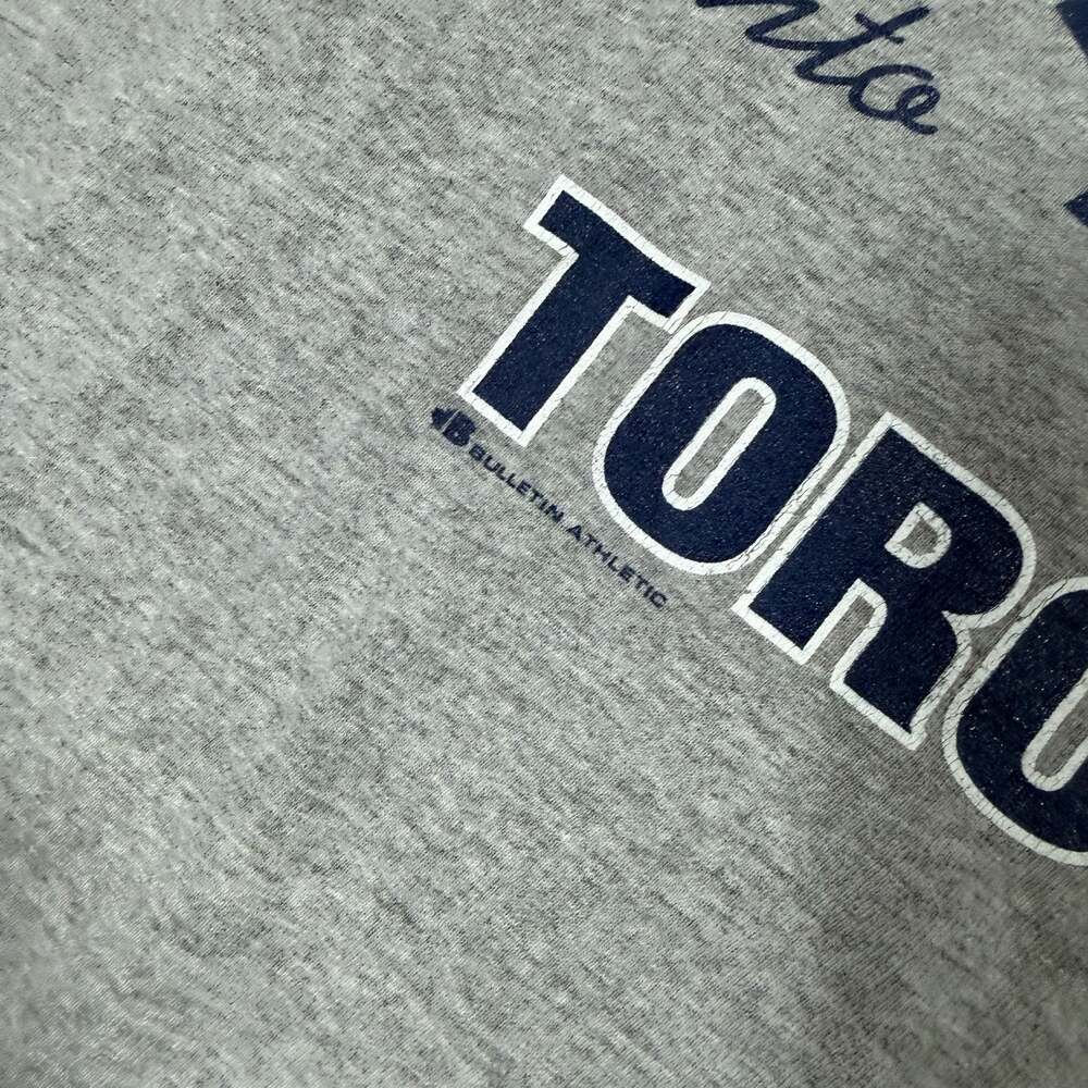 Vintage 90s Bulletin Athletic Toronto Maple Leafs Graphic T-Shirt Made in Canada - Picture 6 of 8